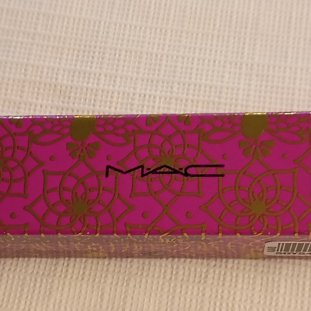 Mac Disney ALADDIN Lipglass MAGIC CARPET RIDE Lip Gloss Limited Edition NEW - Picture 5 of 7